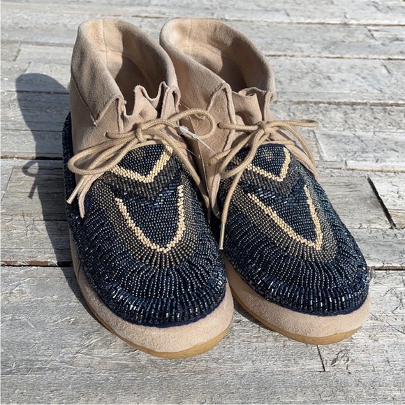 SUNDANCE LAIDBACK LONDON FULLY BEADED LEATHER “INCA” MOCCASINS SIZE 8.5 - Picture 3 of 10
